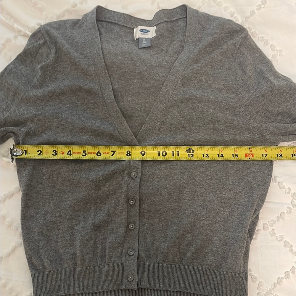 Old Navy Gray Cardigan Sweater V-Neck Knit EUC medium TALL - Picture 8 of 10